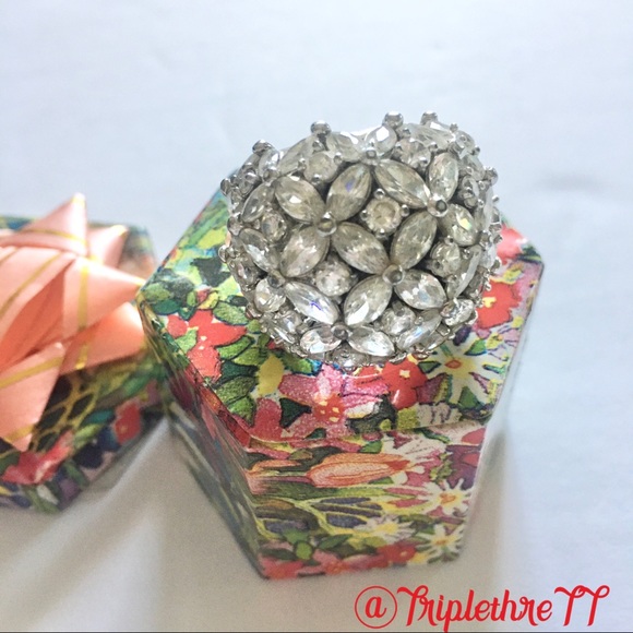 Ring ❤️❤️❤️ - Picture 3 of 8